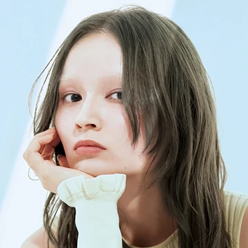 Lucent Blue モデルイメージ